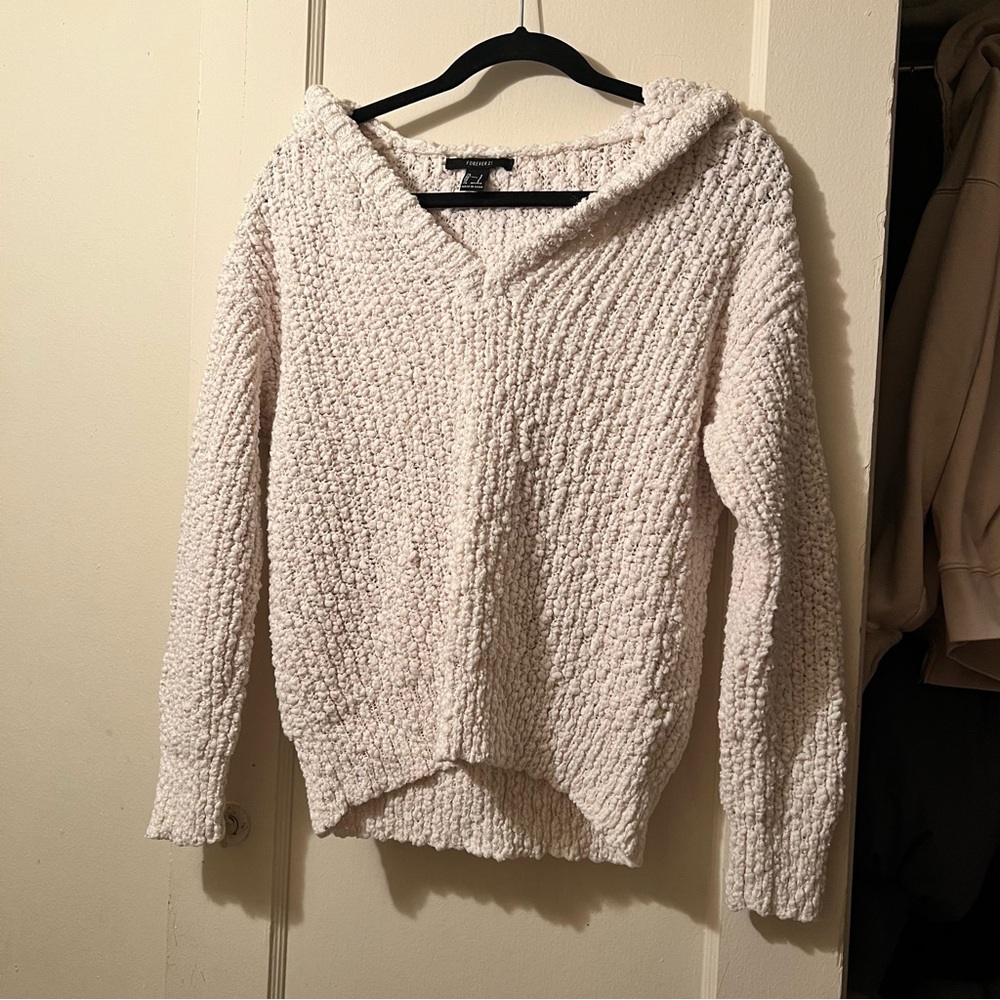 White knit hooded sweater forever 21